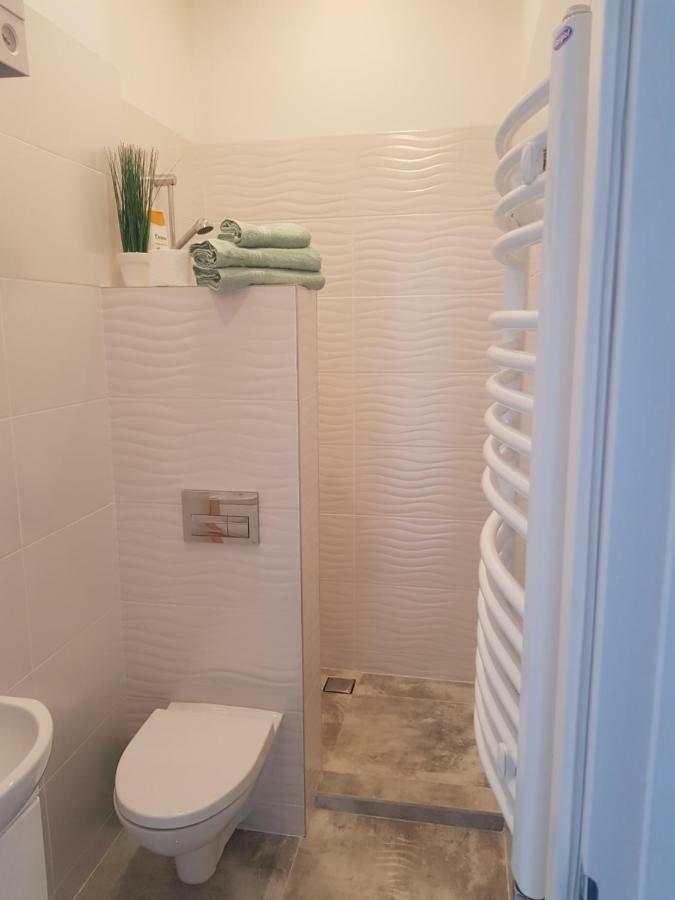 Ferienwohnung Apartament Piano Mini Malbork Exterior foto